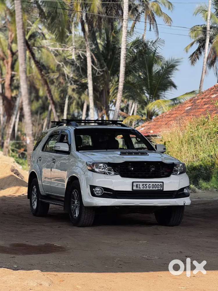 Toyota Fortuner 2010