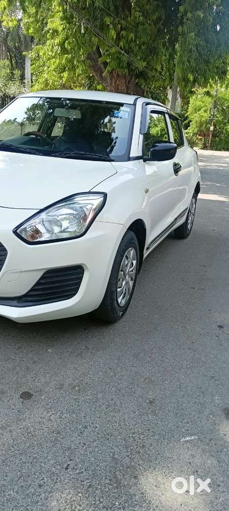 Maruti Suzuki Swift Vvt Vxi, 2019, Petrol
