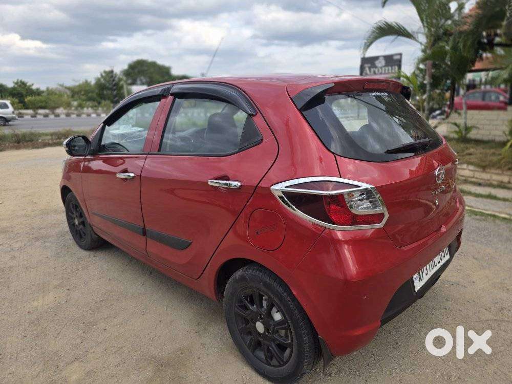 Tata Tiago 1.2 Revotron Xz, 2016, Petrol