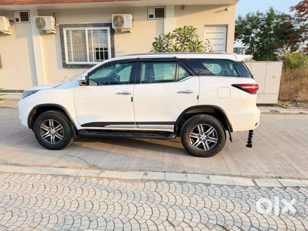 Toyota Fortuner 4x2 At 2.8 Diesel, 2023, Diesel