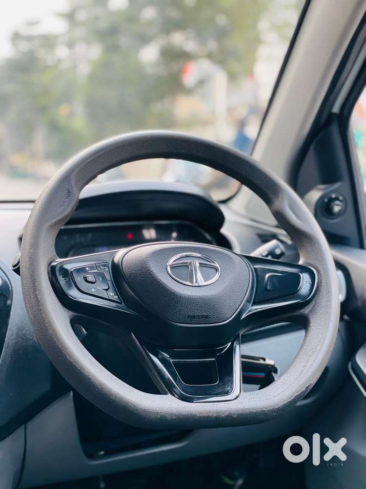 Tata Tiago 1.05 Revotorq Xt, 2023, Cng & Hybrids