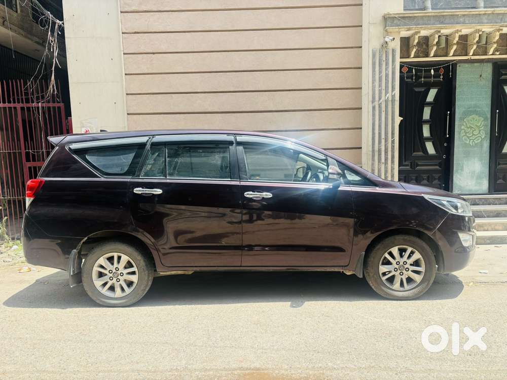 Toyota Innova Crysta 2.7 Gx At, 2019, Petrol