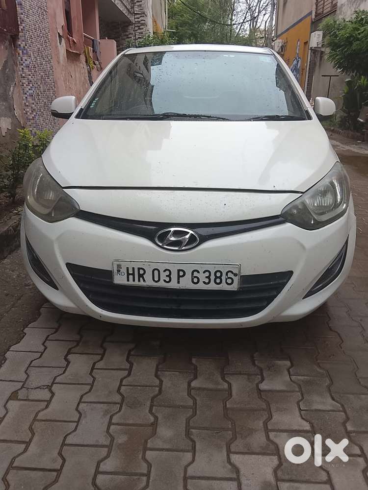 Hyundai Car Manual 2013