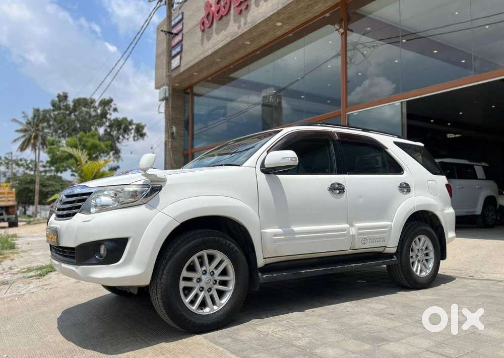 Toyota Fortuner 3.0 4x2 Automatic, 2013, Diesel