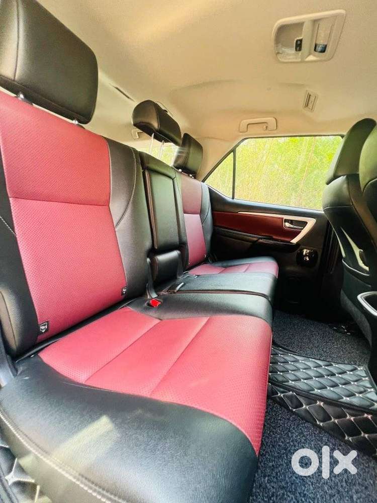 Toyota Fortuner Leader Edition (at), 2025, Diesel