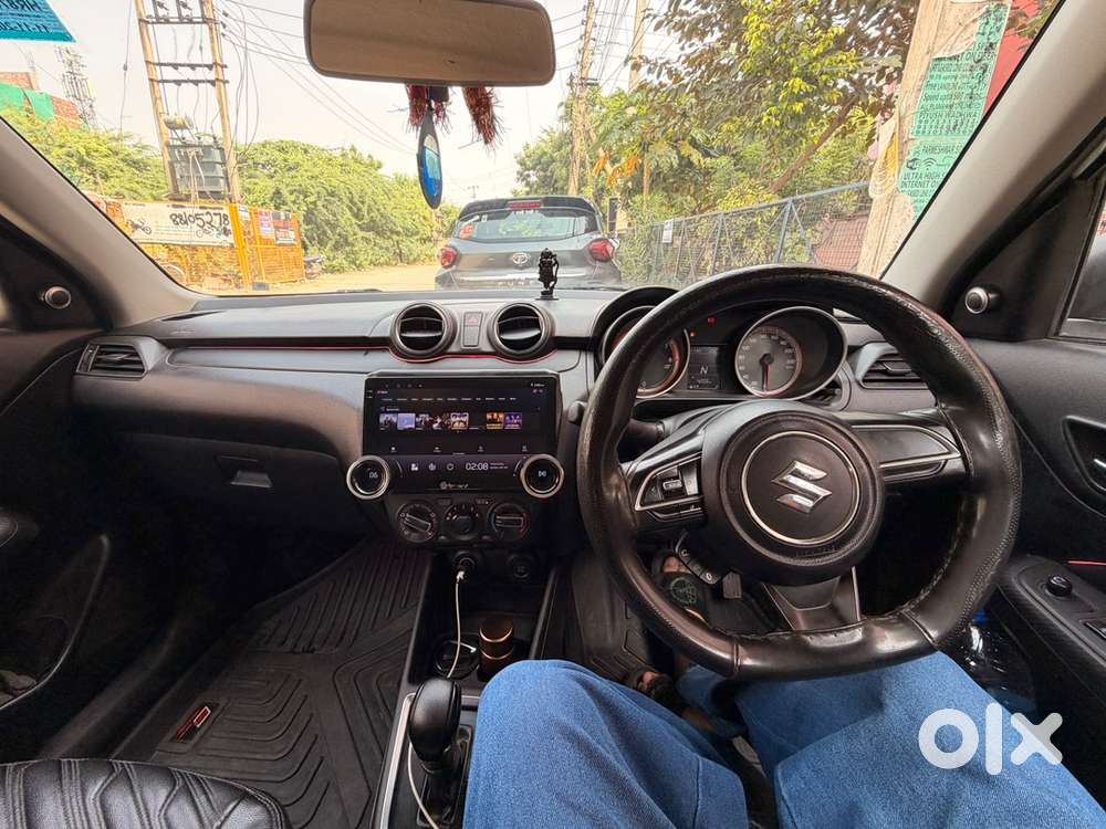 Maruti Suzuki Swift Petrol 2022