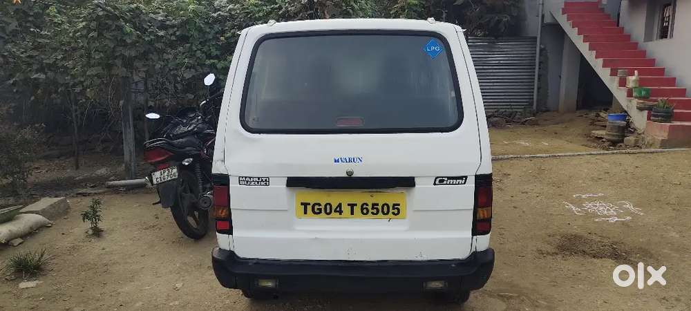 Maruti Suzuki Omni 2010