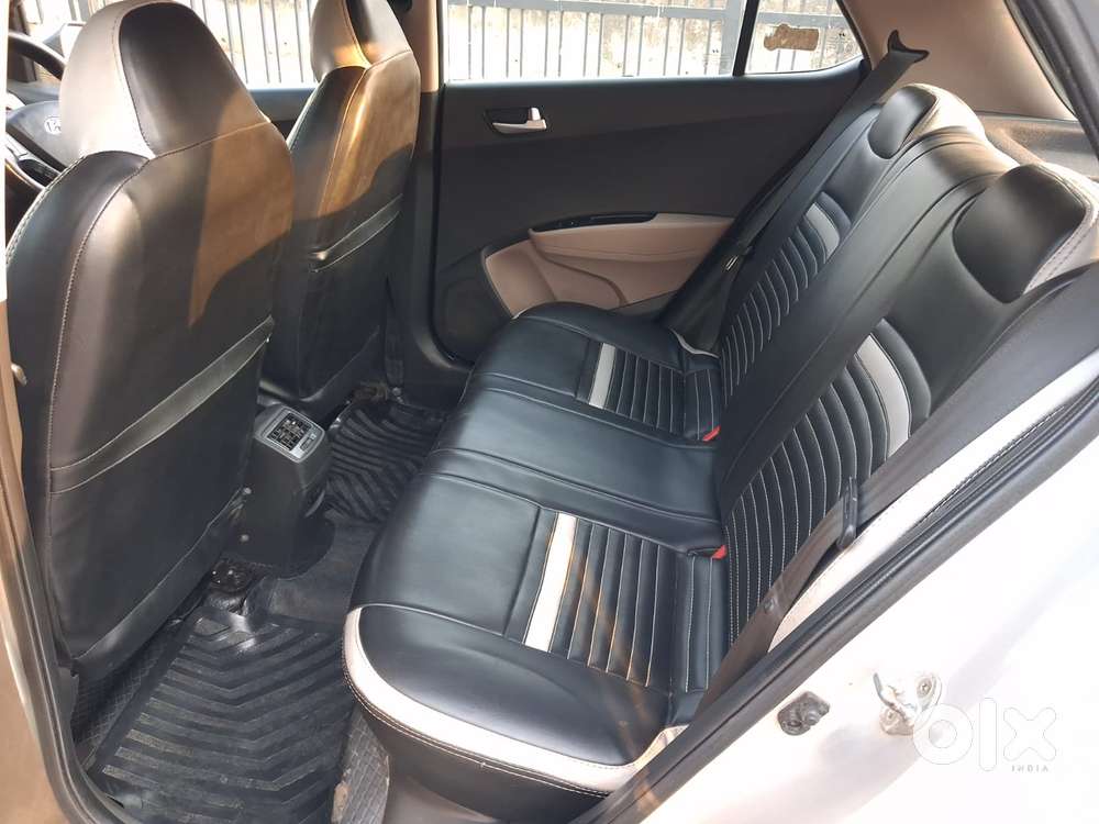 Hyundai Grand I10 At Sportz, 2017, Petrol