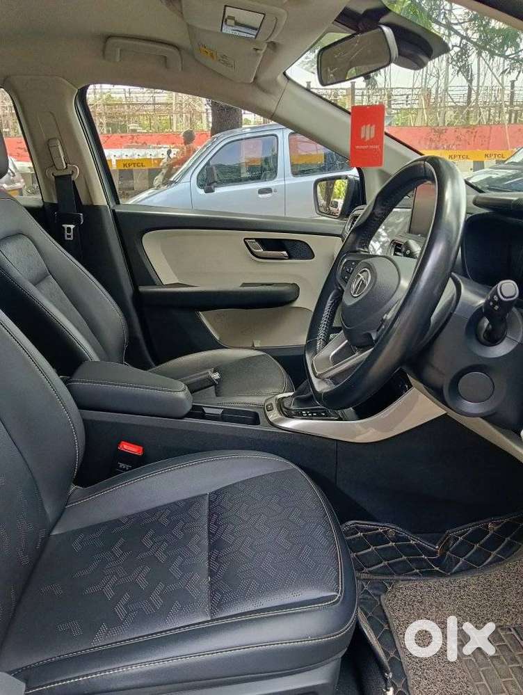 Tata Altroz Xz Plus (s), 2022, Petrol