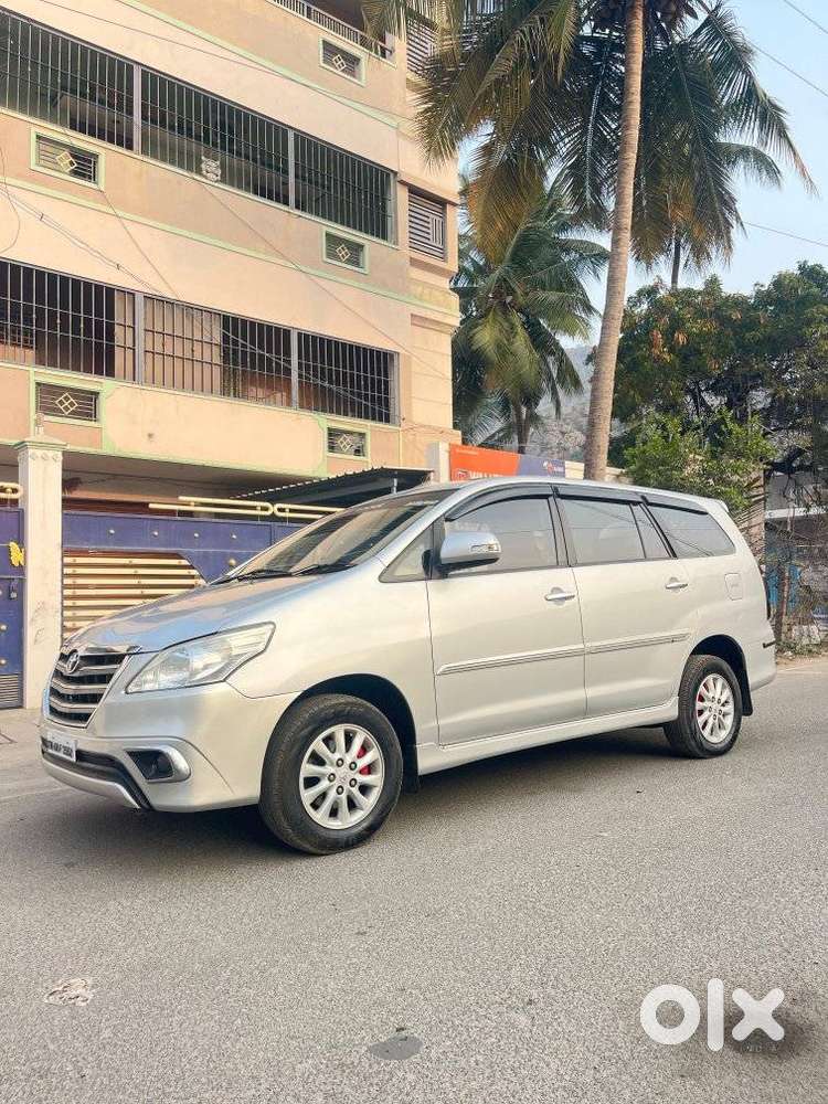 Toyota Innova 2.5 Z Diesel 7 Seater, 2012, Diesel