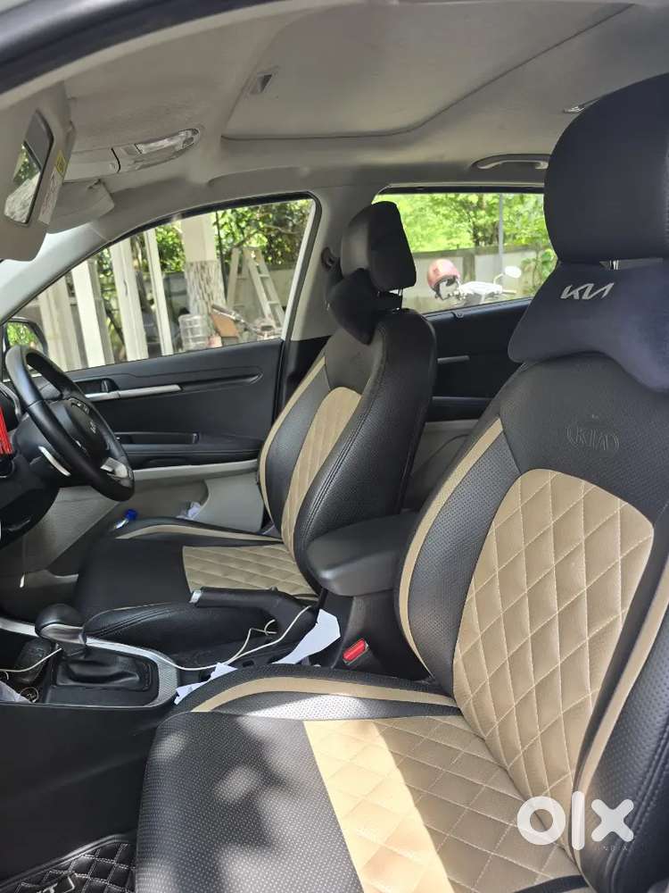 Kia Sonet 1.0 Petrol Automatic 2023