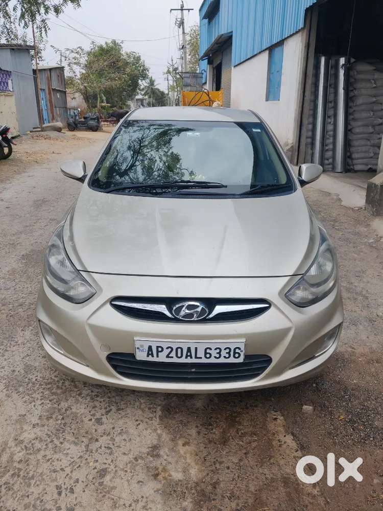 Hyundai Fluidic Verna 2012 Diesel 130300 Km Driven