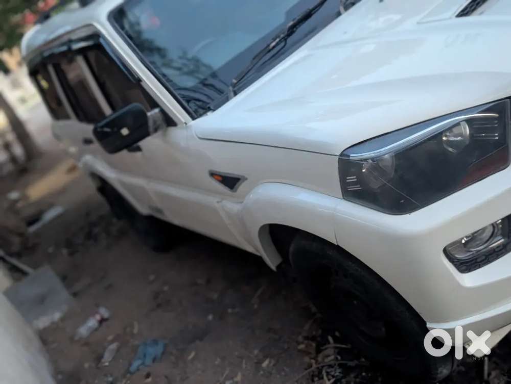 Mahindra Scorpio Diesel 2015