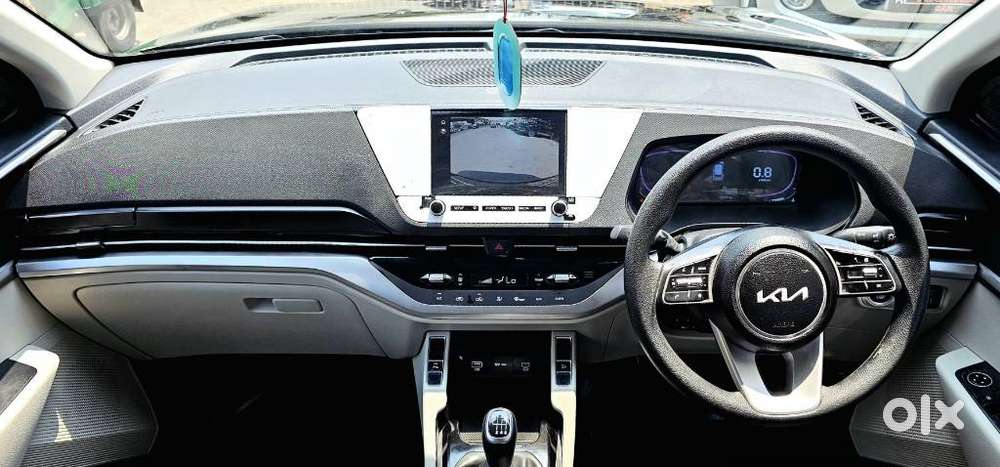 Kia Carens, 2024, Petrol