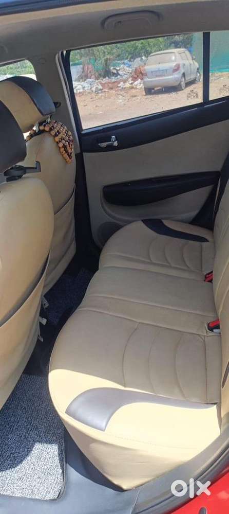 Hyundai I20 2012 Petrol 65000 Km Driven