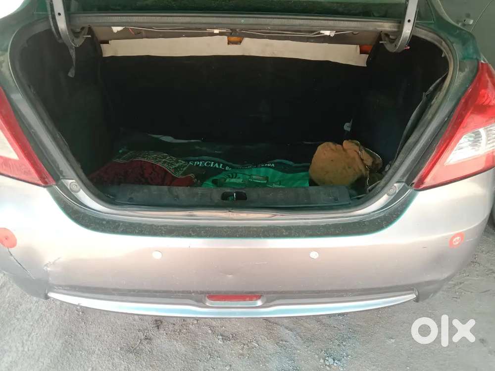 Best Car New Conditions  Car All New Tayers 80-90 Persent No Problem .