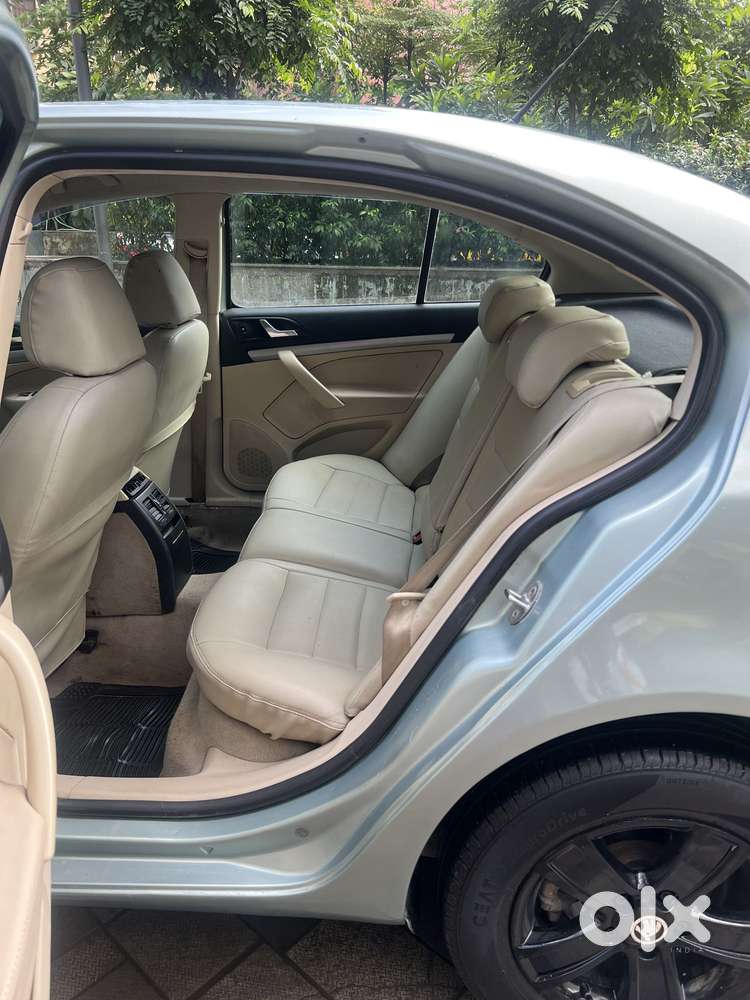 Skoda Laura Elegance 2.0 Tdi Cr Mt, 2010, Diesel