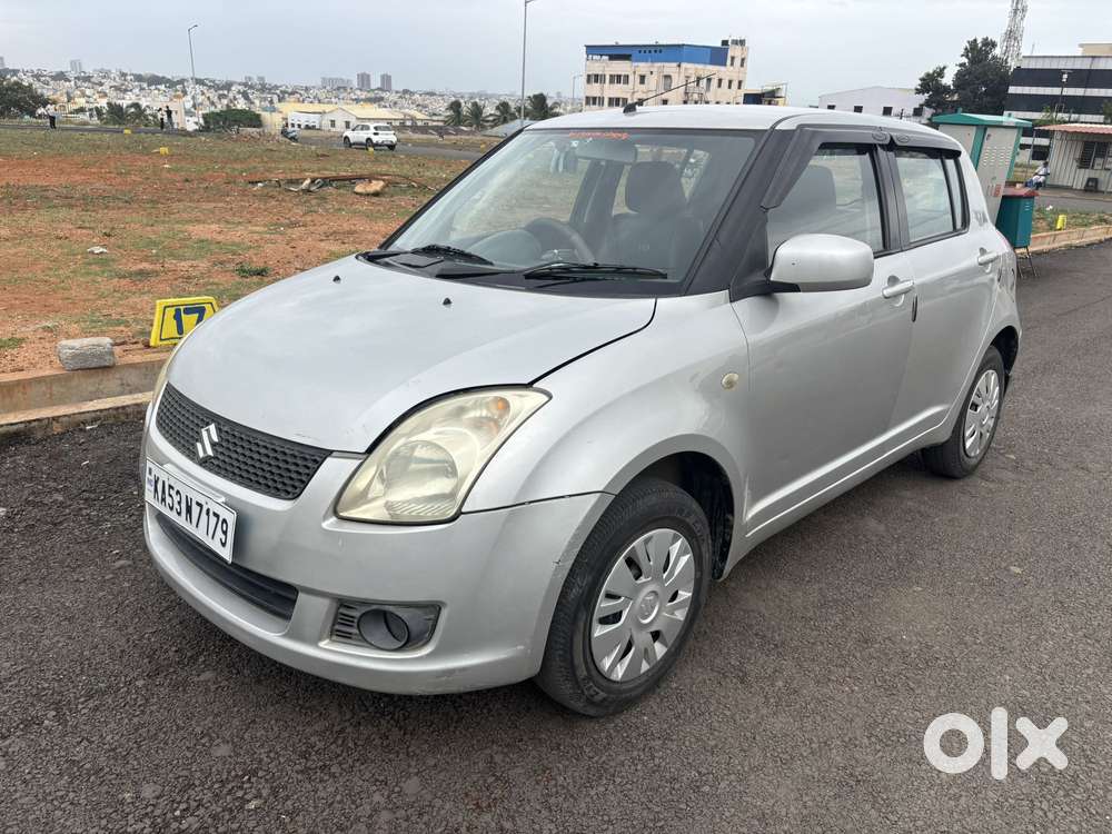 Maruti Suzuki Swift 1.3 Vxi, 2009, Petrol