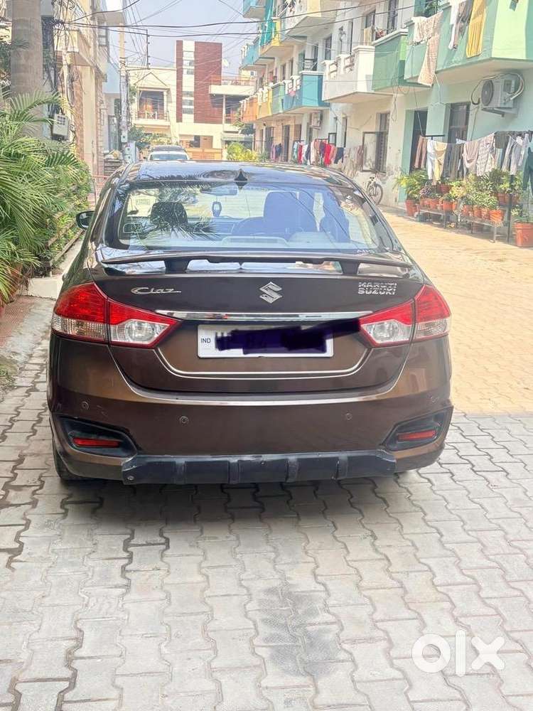 Maruti Suzuki Ciaz Petrol Well Maintained With Sunroof