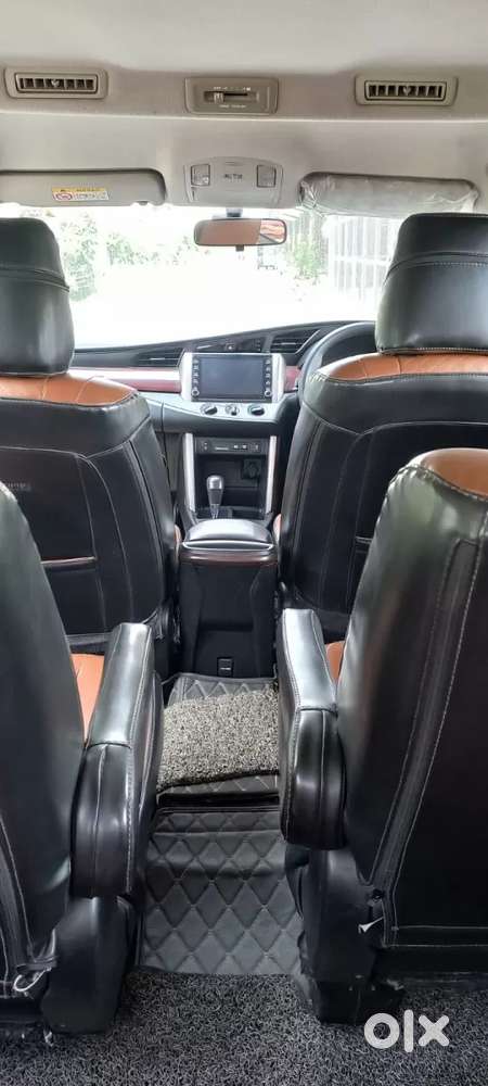 Toyota Innova Crysta [2020-ongoing] 2.4 Vx 8 Str, 2021, Diesel