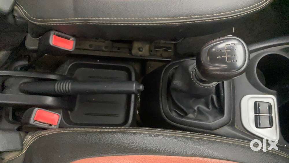 Datsun Redigo T Option, 2017, Petrol