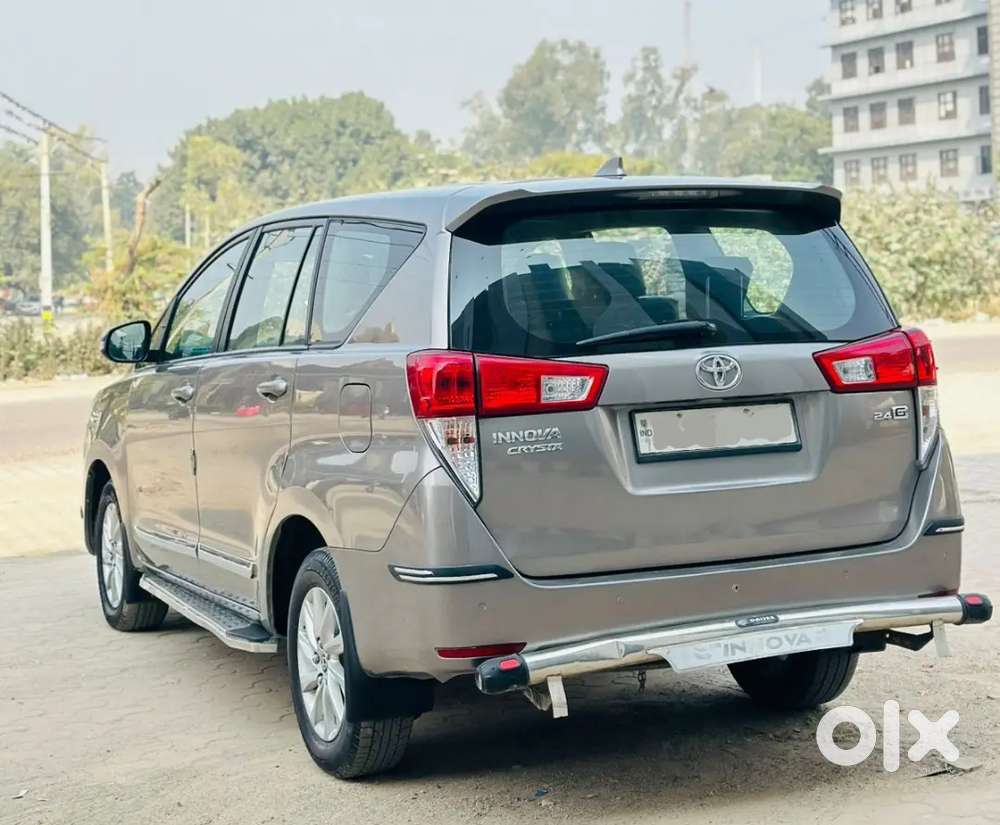 Toyota Innova Crysta 2020