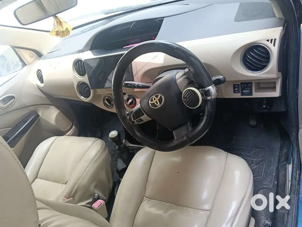 Toyota Etios Liva 2018 डीज़ल मैनुअल