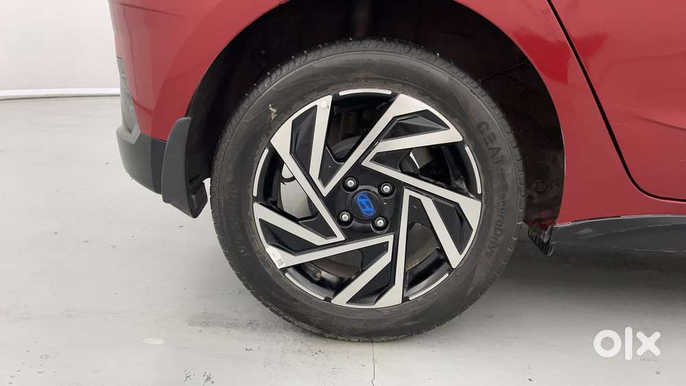 Hyundai New I20 1.2 Asta (o) Ivt, 2023, Petrol