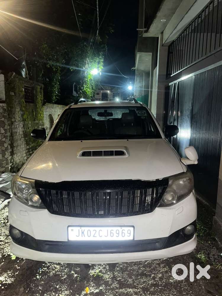 Toyota Fortuner Sportivo 2012