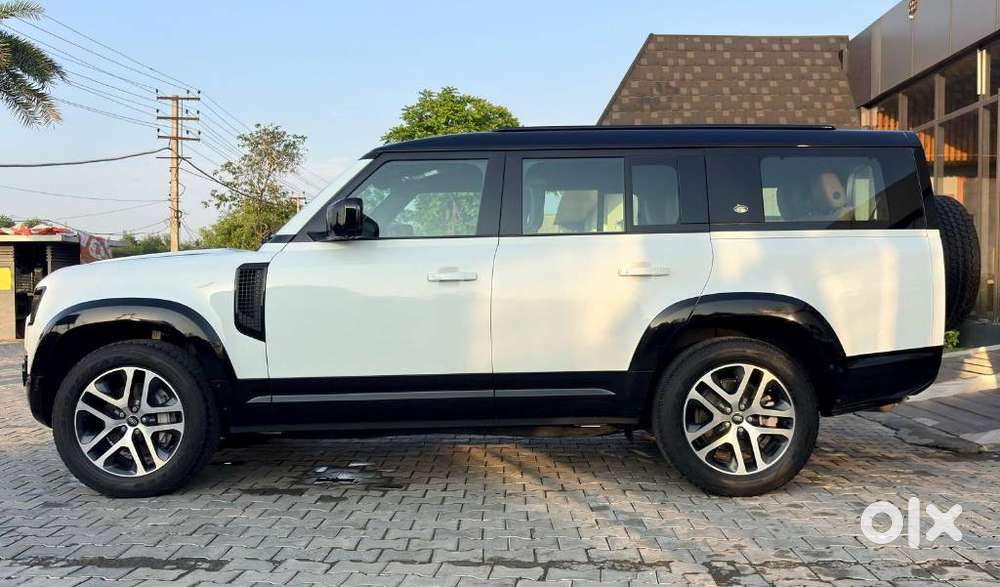 Land Rover Defender 3.0 L 130 Hse, 2023, Diesel