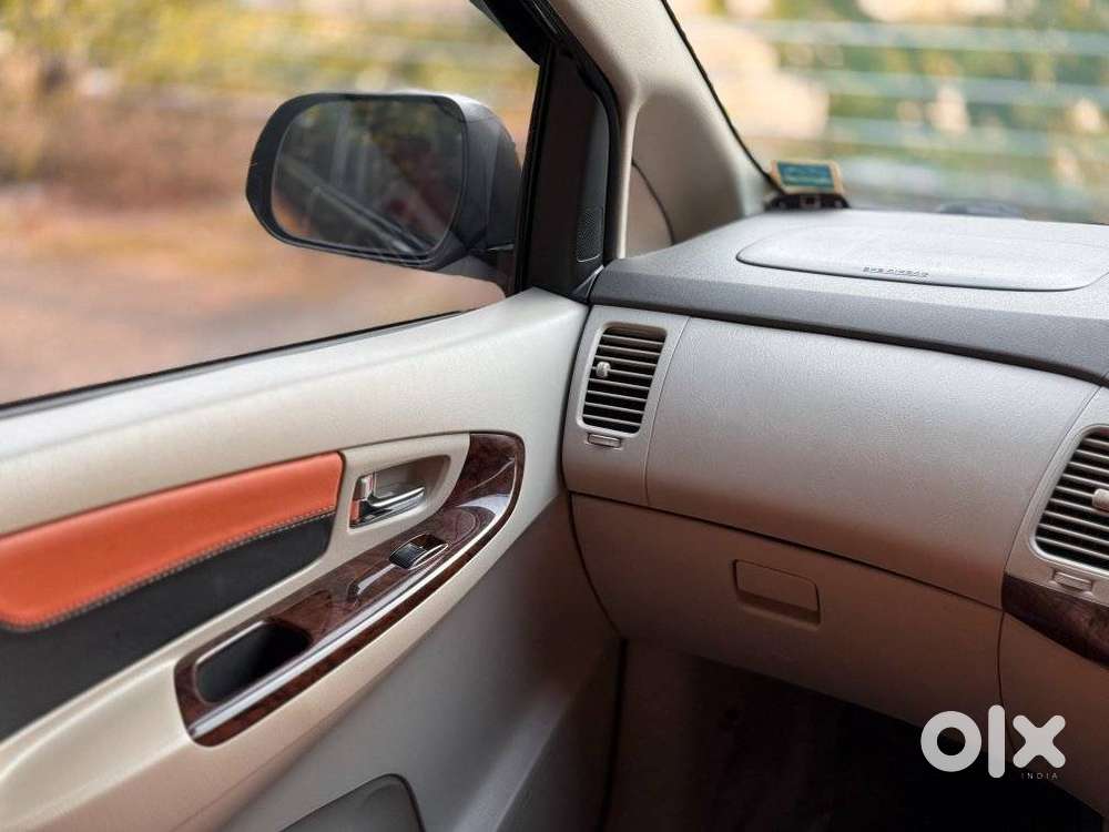 Toyota Innova 2.5 V 7 Str, 2014, Diesel