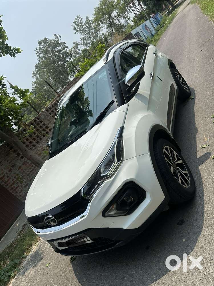 Tata Nexon 1.2 Revotron Xm (s), 2023, Petrol