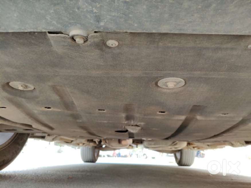 Mahindra Xuv700 2.0 Ax 7 Petrol Mt Str, 2023, Petrol