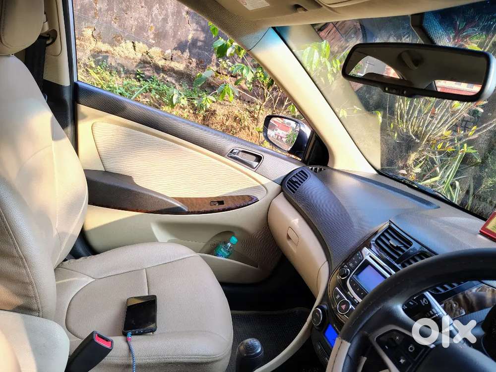 Hyundai Fluidic Verna 2012 Electric 96800 Km Driven