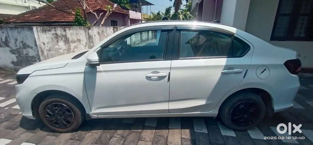 Honda Amaze 2021 Petrol 40000 Km Driven