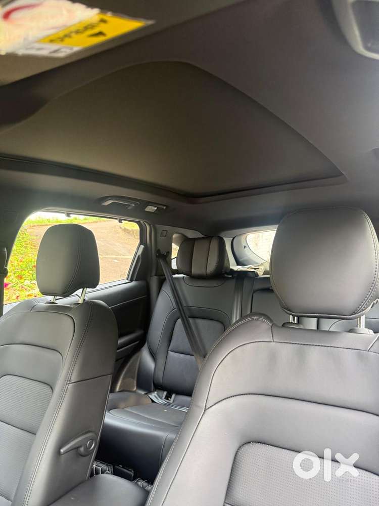 Mahindra Xuv700 2.2 Ax 7 Diesel At Luxury Pack Str, 2023, Diesel