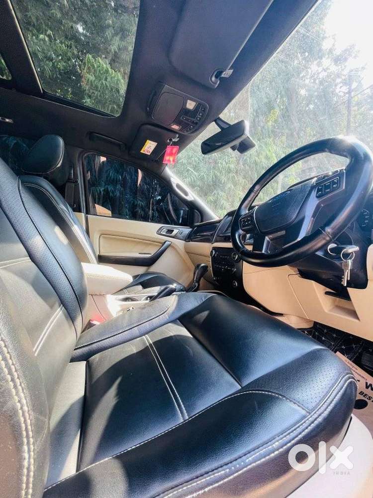 Ford Endeavour 3.2 Titanium At 4x4, 2016, Diesel