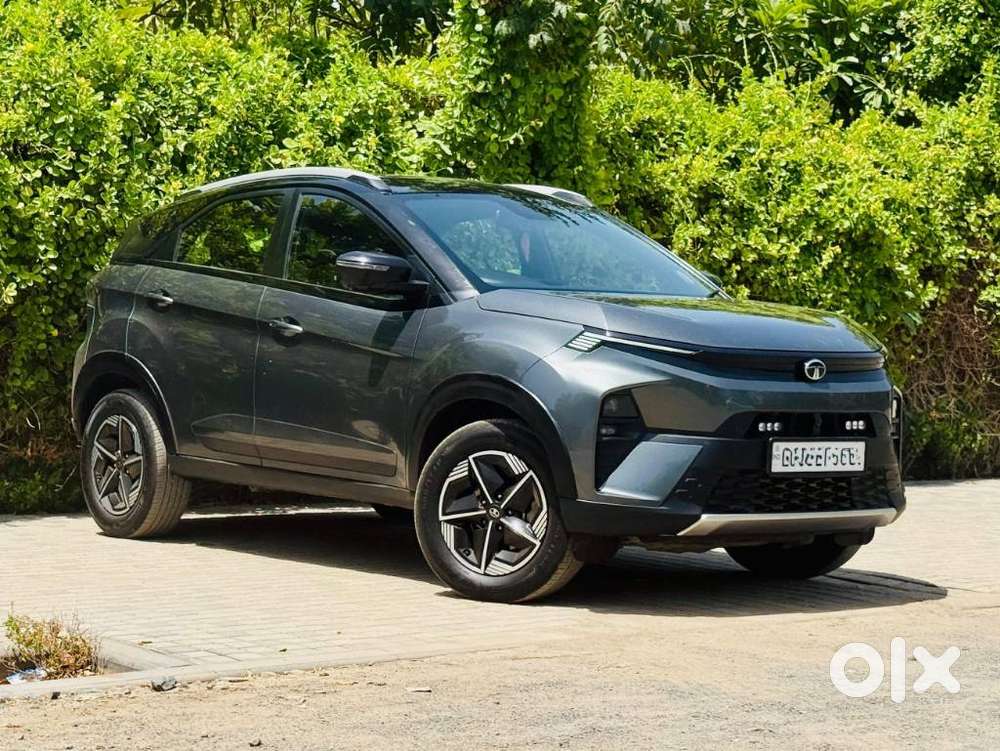 Tata Nexon Fearless Plus S Purple 1.2 Revotron Petrol 7dca Dt, 2024,..