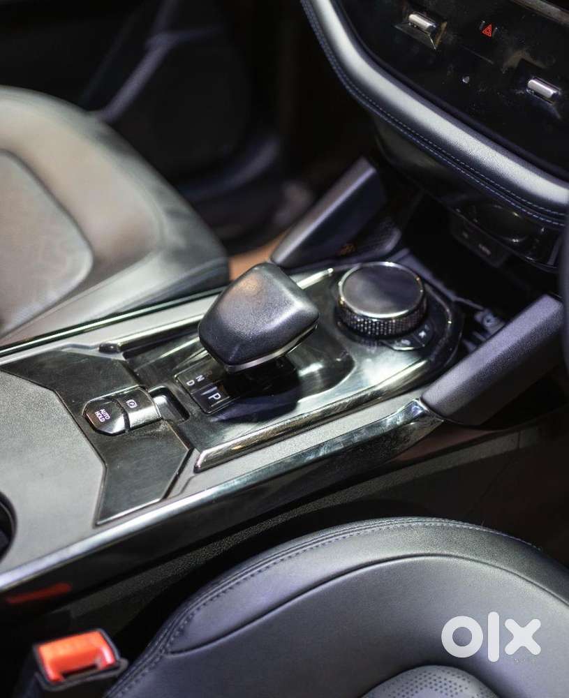 Tata Safari 2.0 Xz Plus 6 S Dark Edition, 2026, Diesel
