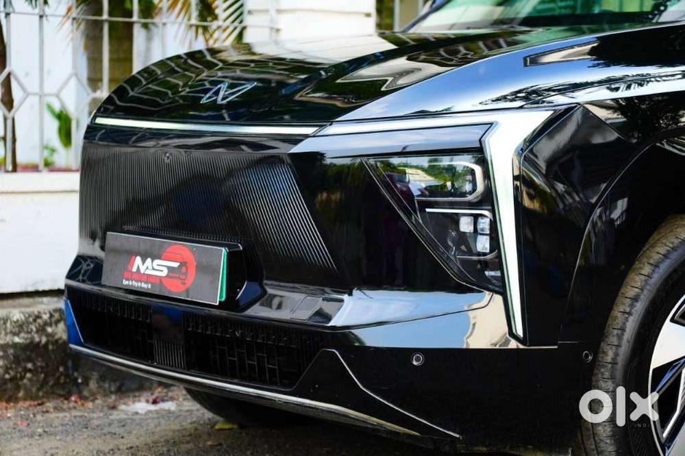 Mahindra Xev 9e Pack Three (top Model), 2025, Electric