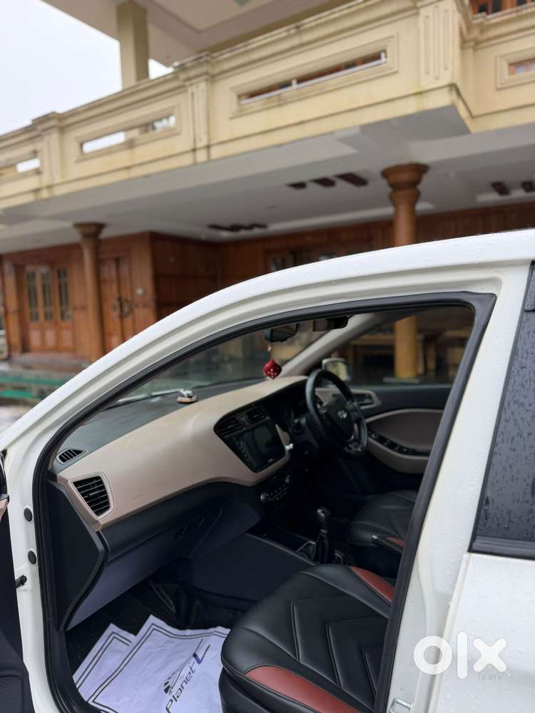 Hyundai I20 Sportz 1.2 Bs-iv, 2016, Petrol