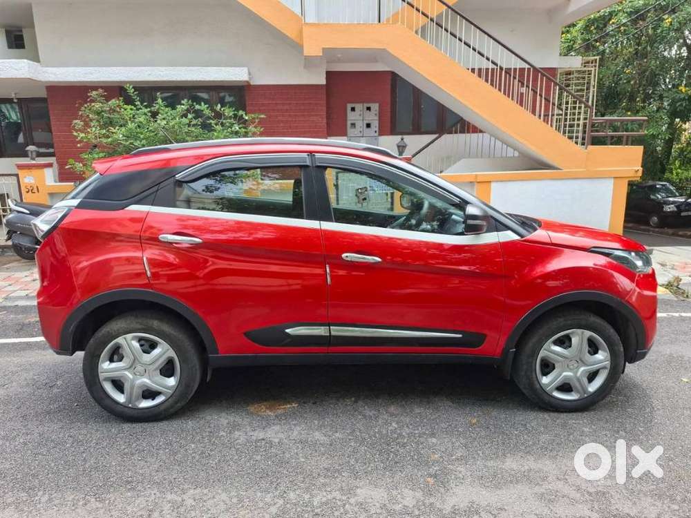Tata Nexon 1.2 Revotron Xm (s), 2023, Diesel