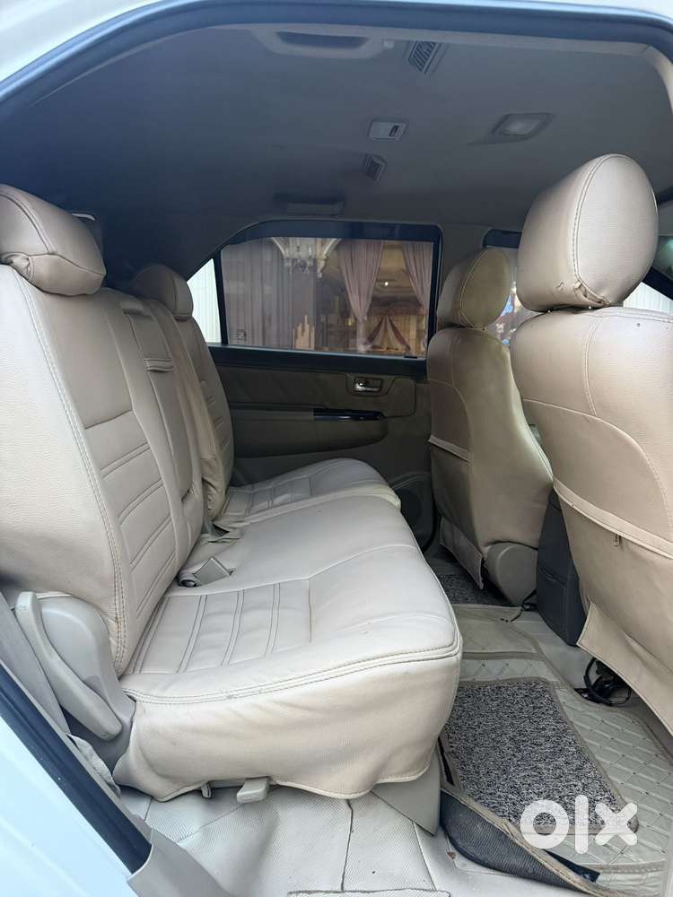 Toyota Fortuner 3.0 4x2 Automatic, 2013, Diesel