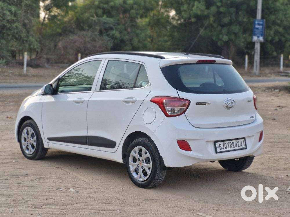 Hyundai Grand I10 2013-2016 Sportz, 2015, Cng & Hybrids