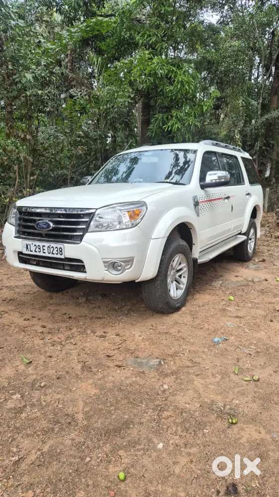 Ford Endeavour 2012