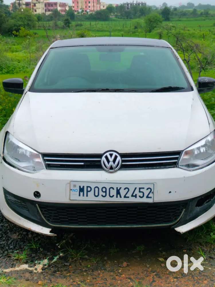 Volkswagen Polo Petrol 2011