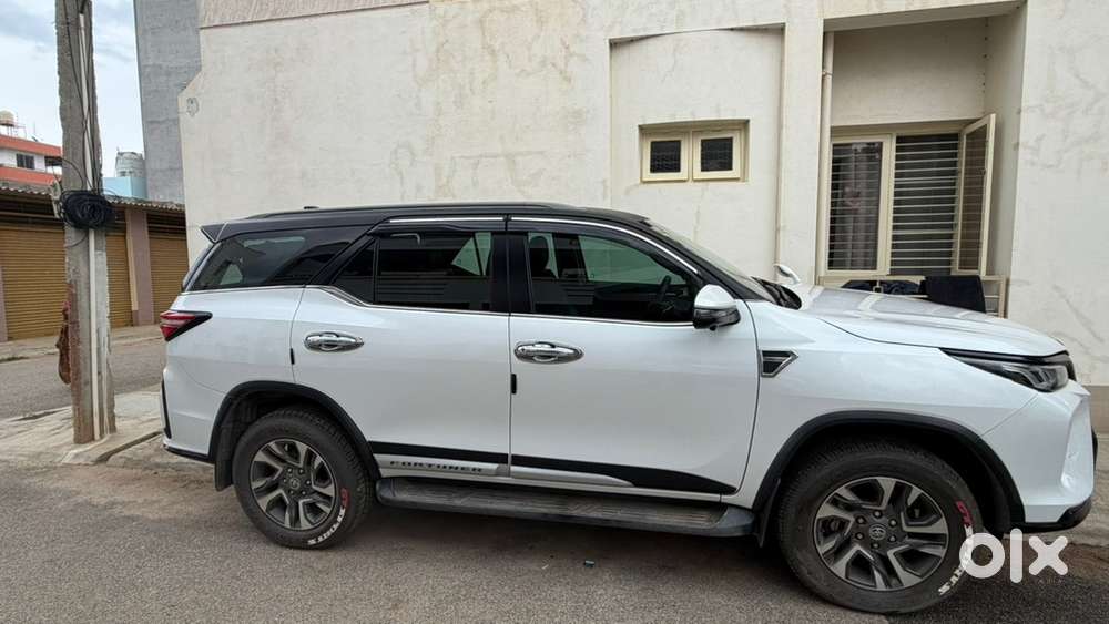 2023 Toyota Fortuner Legender