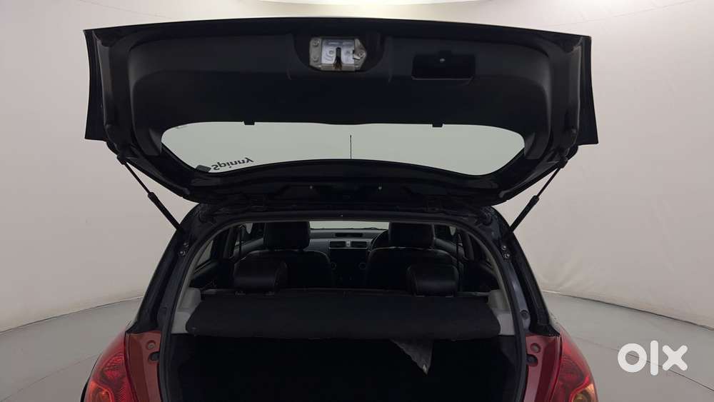 Maruti Suzuki Swift 2004-2010 Vxi Bsiv, 2011, Petrol