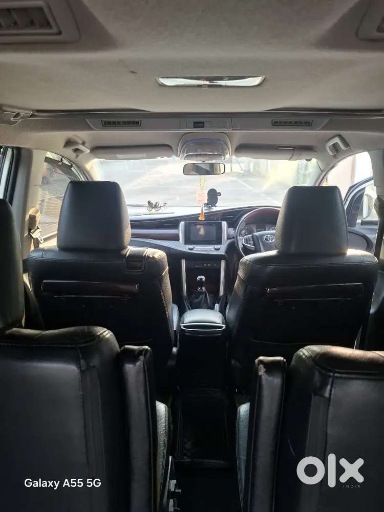 Innova Crysta 2.4 Z