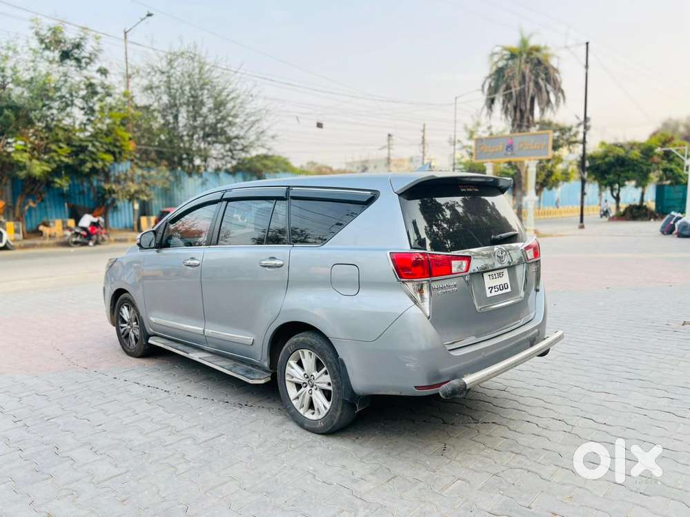 Toyota Innova Crysta 2.8z Automatic, 2016, Diesel